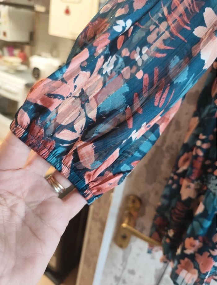 Robe camaïeu en très bon état - photo numéro 3