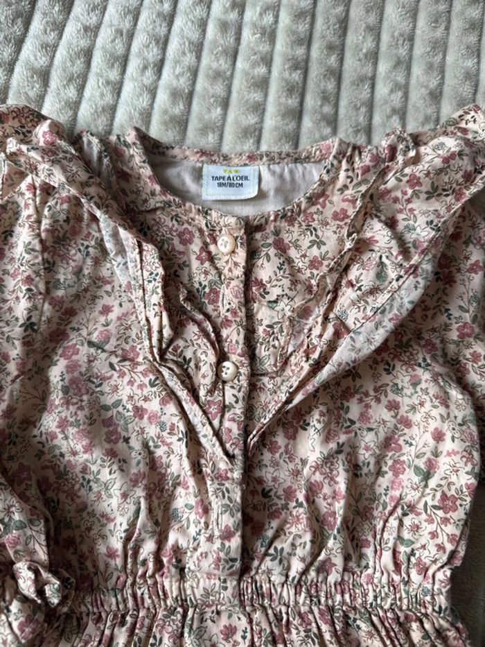 Robe fluide 18 mois fleurie tape à l’œil froufrou sur manches - photo numéro 2