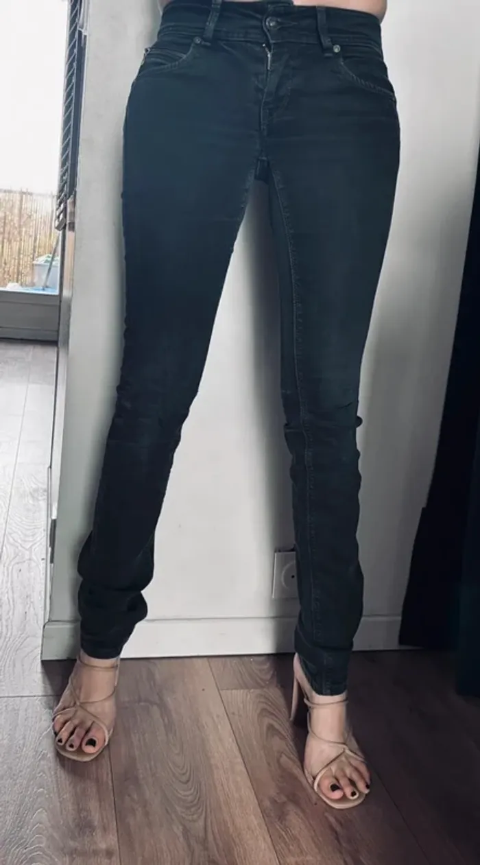 👖 Jean noir taille regular slim taille 24 (taille 34 XS) #pepejeans - photo numéro 2