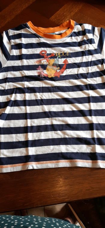 T shirt winnie  8 ans