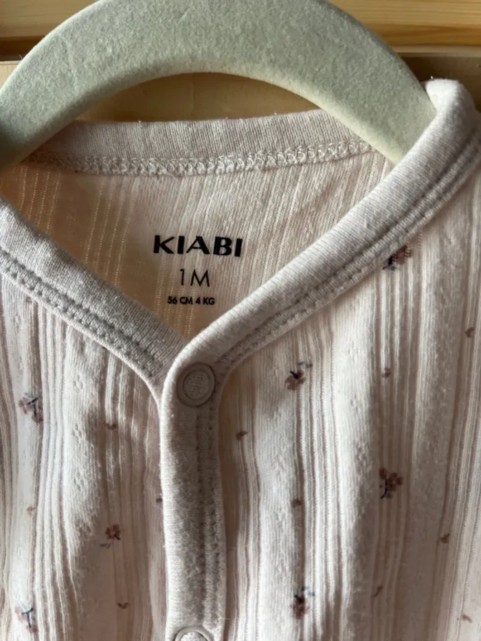 Pyjama Kiabi 1 mois - photo numéro 3
