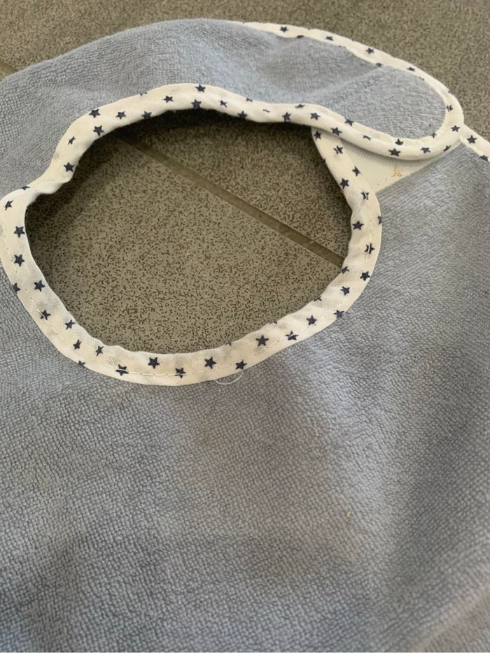 Lot de bavoir - photo numéro 3