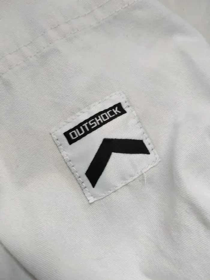 Haut de kimono judo veste arts martiaux Outshock taille 150 - photo numéro 2