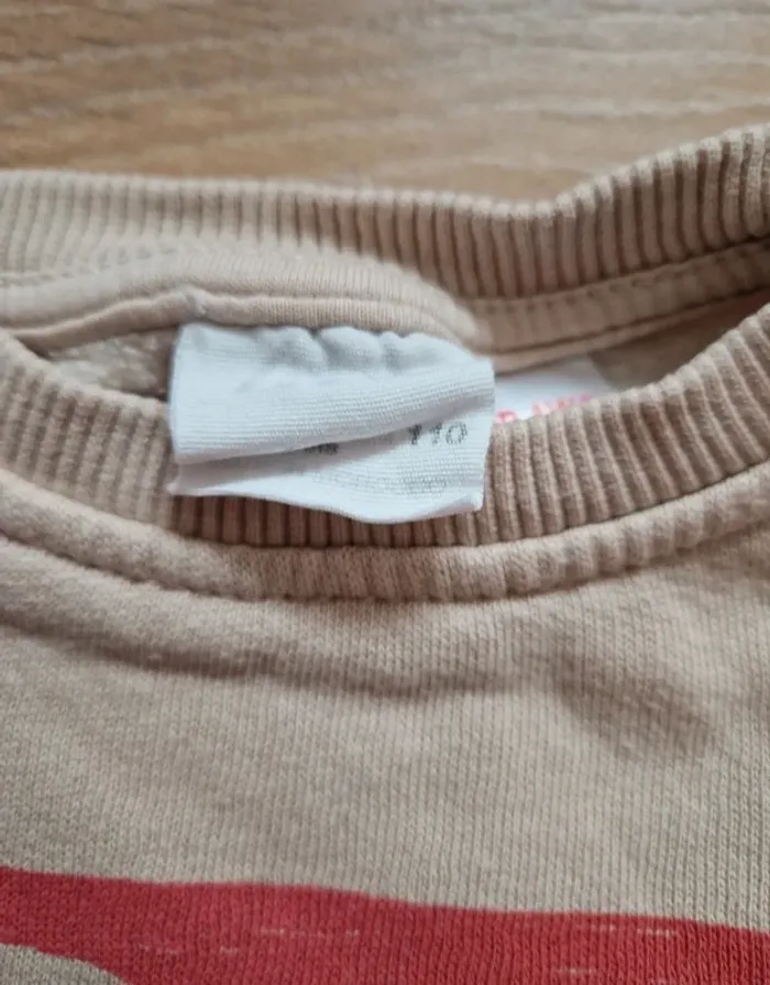 Pull chaud fille Zara beige love 110 cm - photo numéro 5