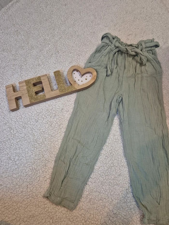 Pantalon léger mom avec ceinture