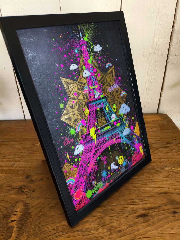 Affiche poster A4 (21 × 29,7 cm) Tour Eiffel street art coloré déco murale moderne salon chambre - photo numéro 2