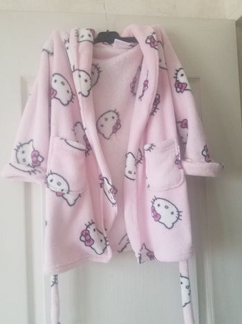 Peignoir Hello kitty fille t 4/5 ans tbe