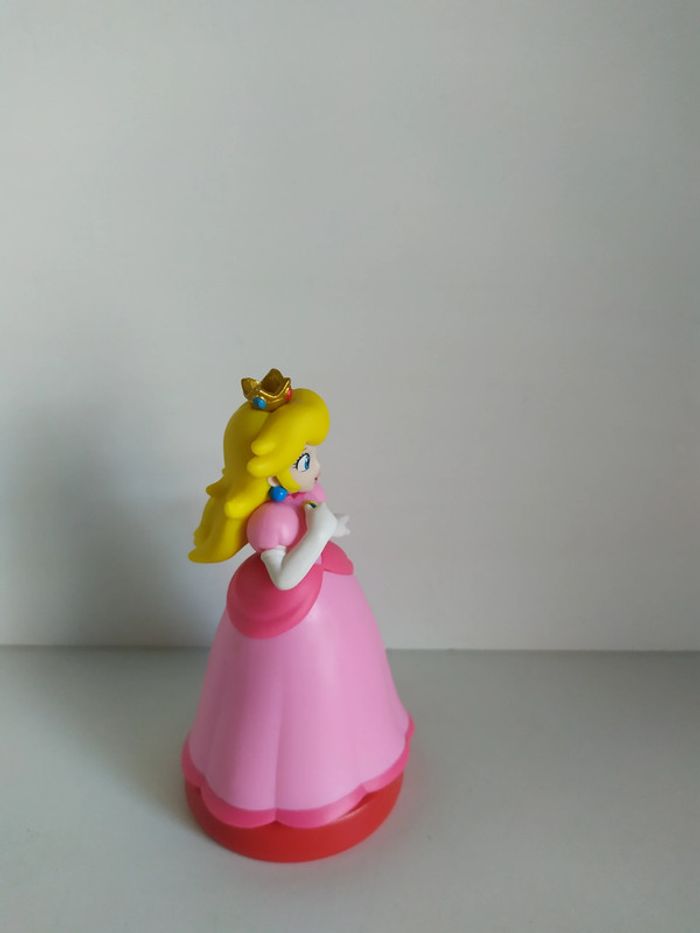 Figurine Amiibo princesse Peach Nintendo en loose - photo numéro 4