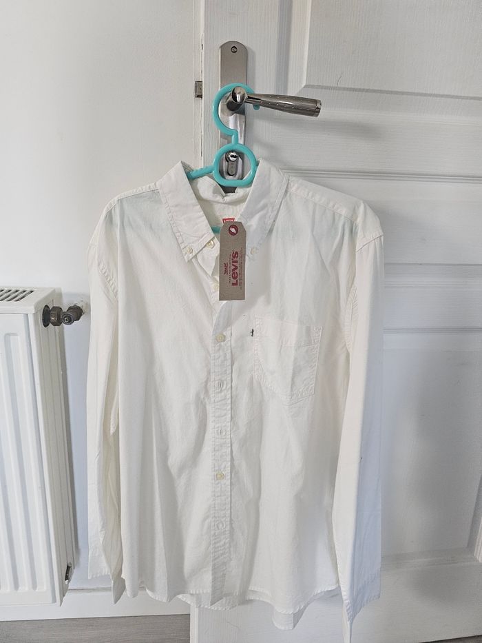 Chemise homme blanche levis original neuve avec etiquette 30€