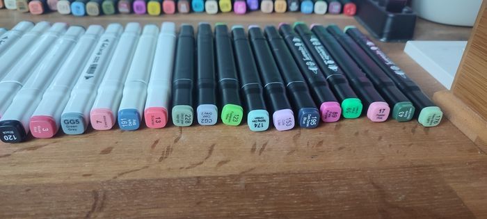 Lot de 87 twinmarker et touch art life - photo numéro 6