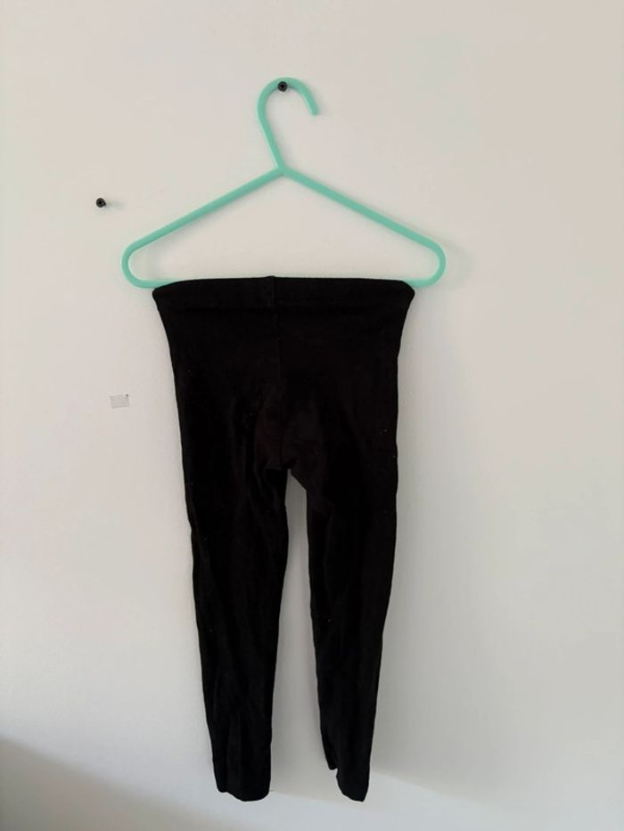 Legging noir classique Kiabi – Taille 3 ans (90/97 cm) - photo numéro 2