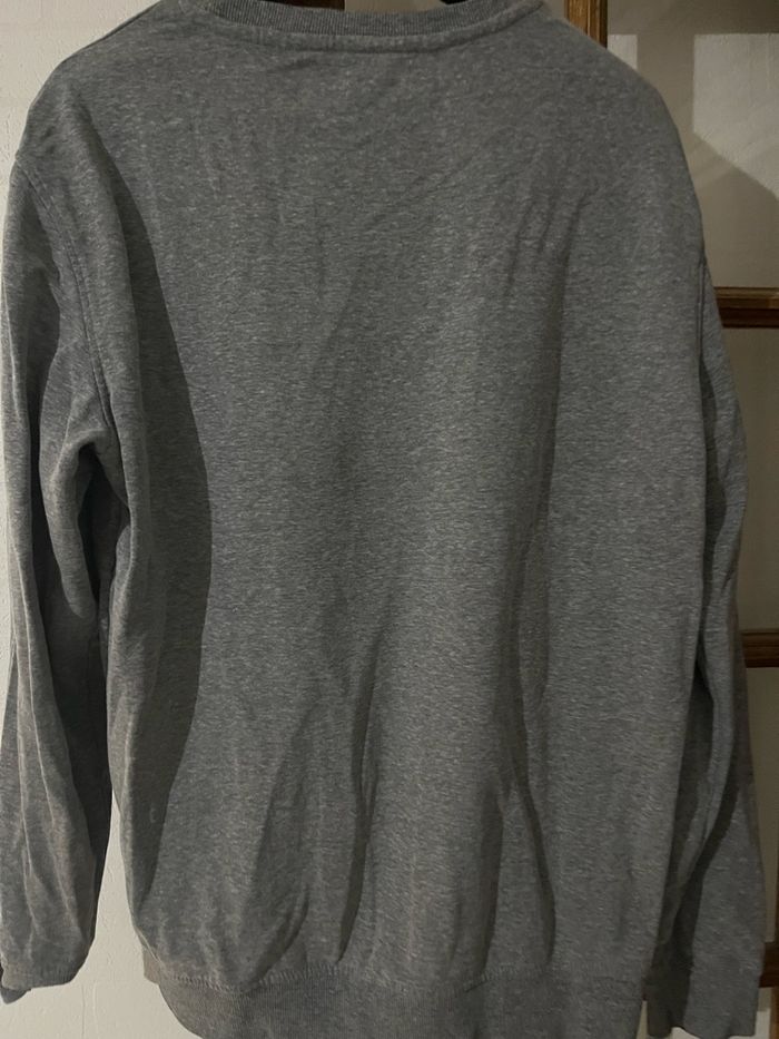 Sweat gris - photo numéro 7