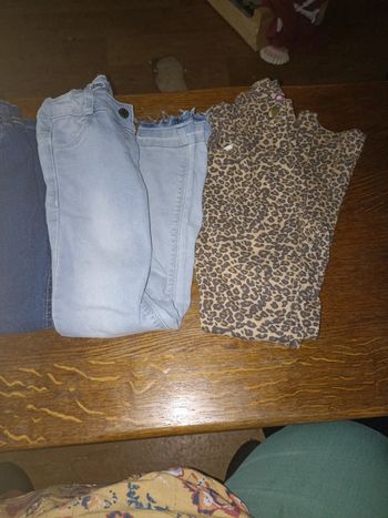 Lot 3 Jeans