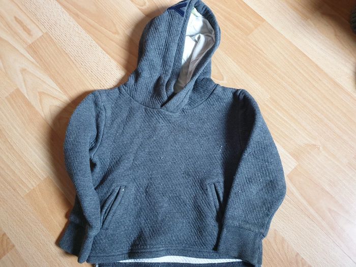 pull à capuche avec poche