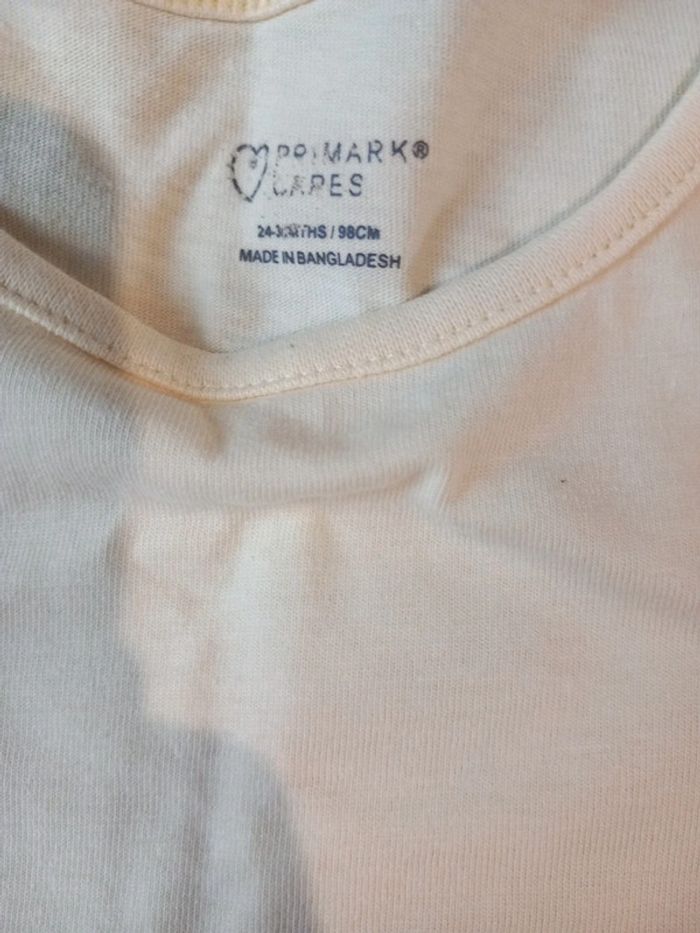 T-shirt taille 98cm primark 24/36mois - photo numéro 3