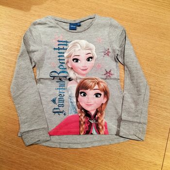Tee-shirt Reine des neiges - 5/6 ans.