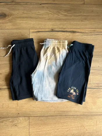 Lot short 9 ans