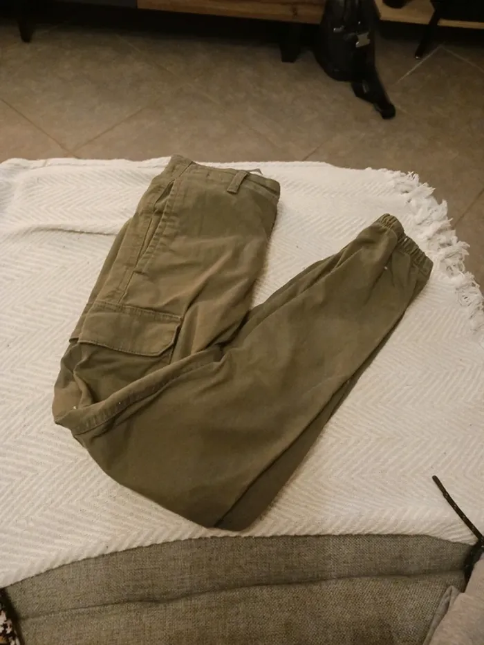 Pantalon cargo taille 34