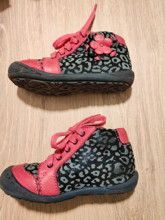 Chaussures hiver état neuf - photo numéro 4