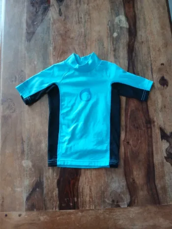 Haut de maillot anti uv 3 ans