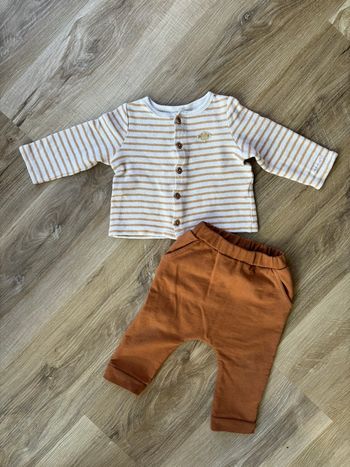Ensemble pull + pantalon garçon taille 12 mois