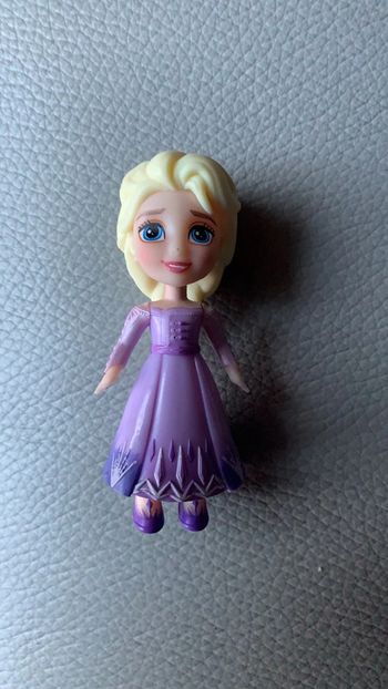 Figurine reine des neiges
