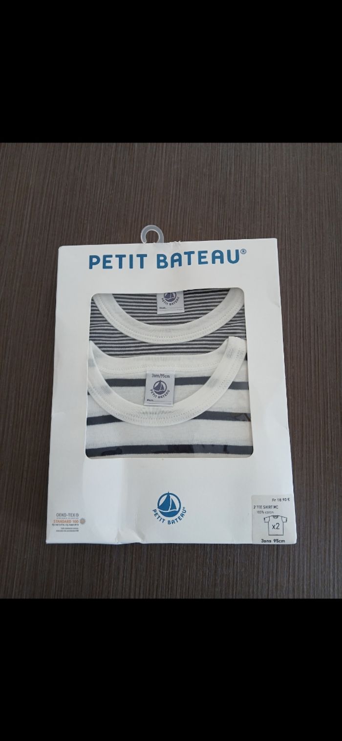 Lot 2 maillot de corps garçon marine petit bateau 95 cm 3 ans - photo numéro 1