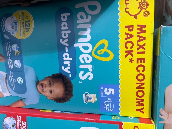 Couche Pampers taille 5 - photo numéro 2