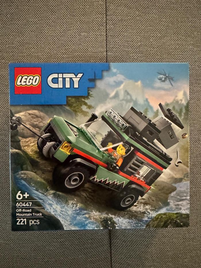 LEGO City 60447 – Camion 4×4 tout-terrain – 221 pièces – Neuf scellé