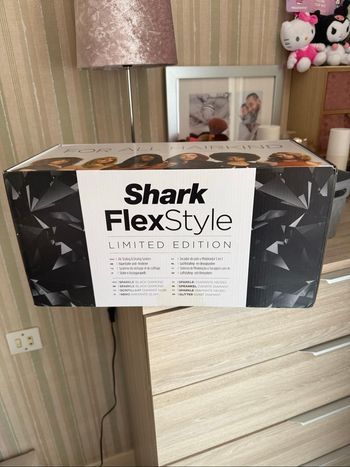 Shark flexstyle neuf