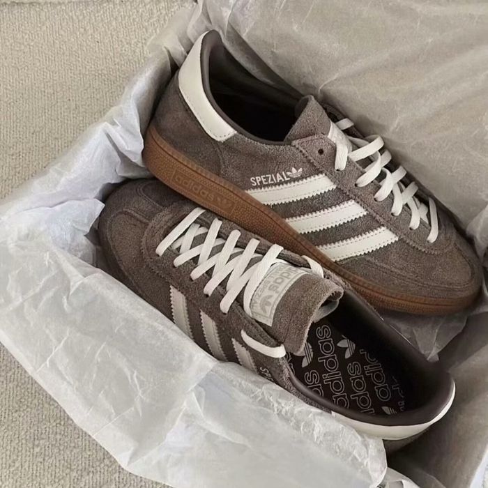 adidas originals Handball spezial(café)40 - photo numéro 2