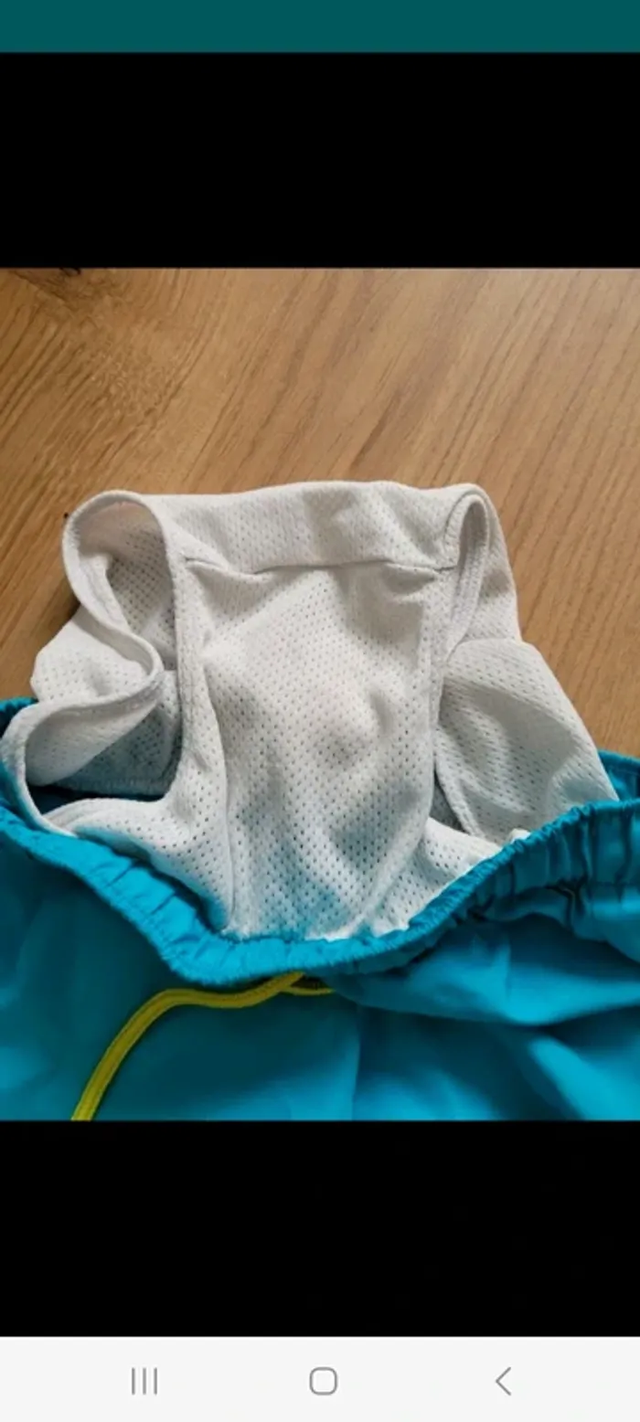 Short de bain + short 4 ans - photo numéro 4