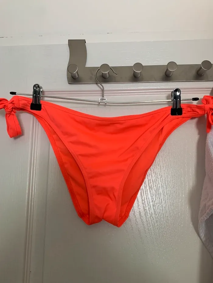 Maillot de bain très peu portée - photo numéro 2
