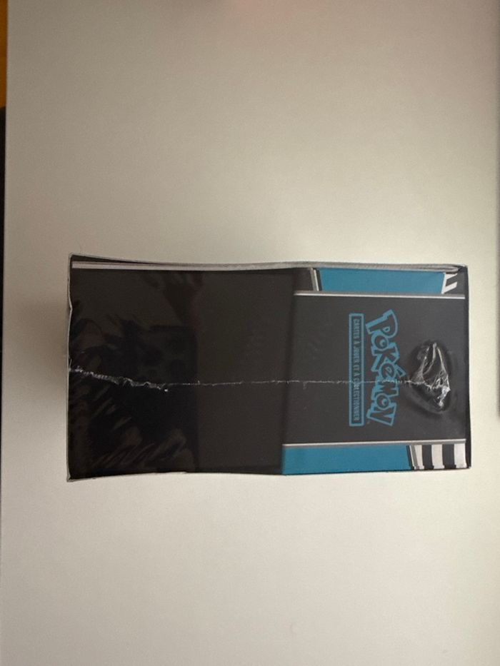ETB POKÉMON FOUDRE NOIRE - photo numéro 2