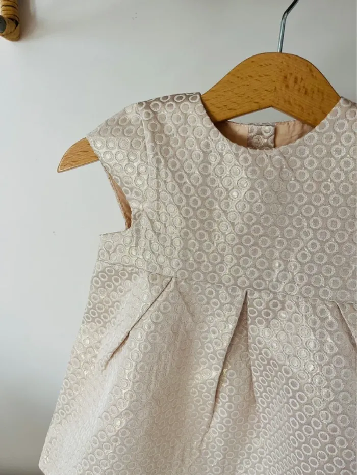 Robe 9 mois - photo numéro 2