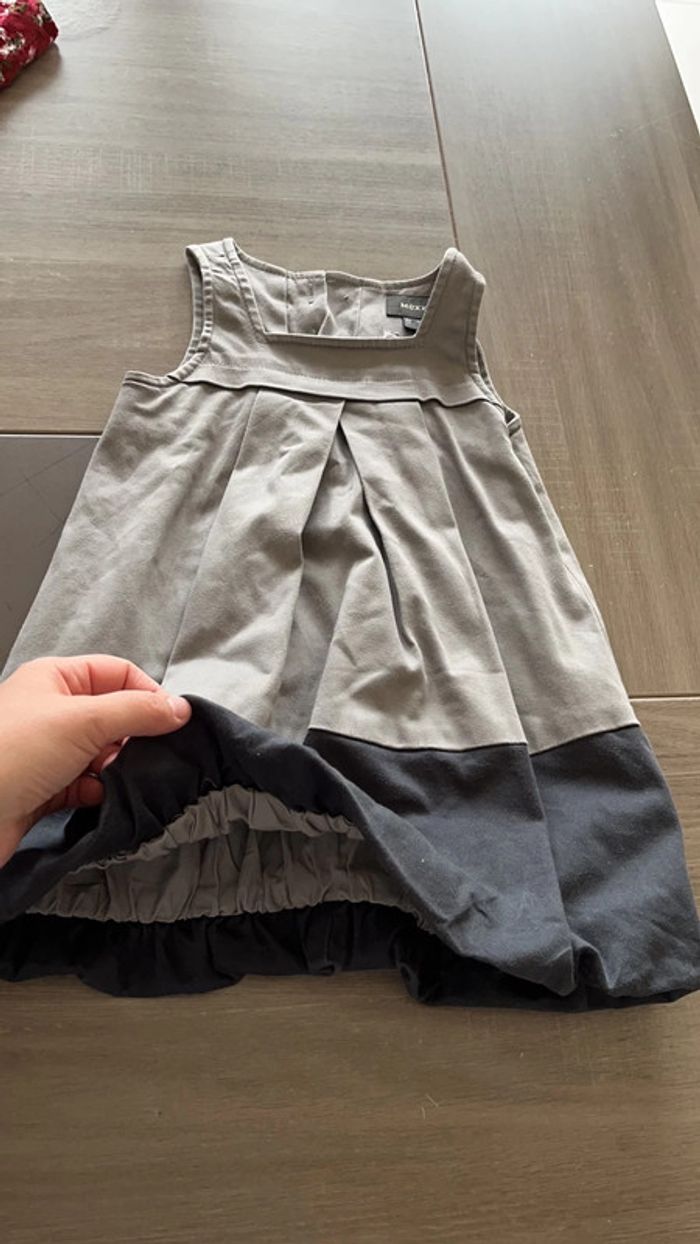 Robe.