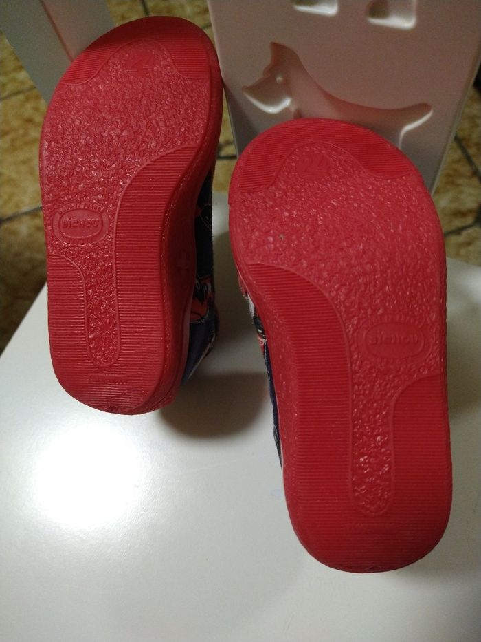 Chaussons Bellamy pointure 24 en bon état - photo numéro 2