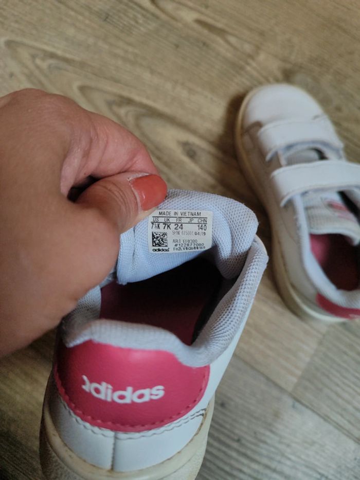 Basket Adidas blanc et rose T24 - photo numéro 4