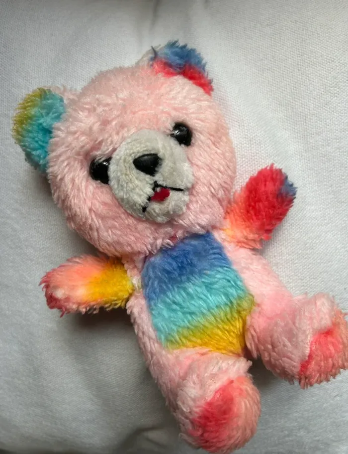 Peluche ours arc-en-ciel, vintage 80s - photo numéro 2