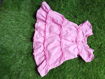 Robe rose à volant