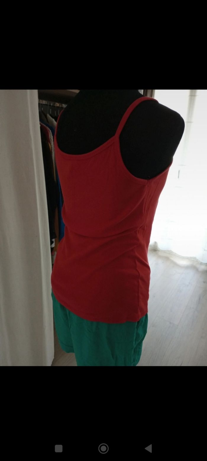 Top rouge - photo numéro 5