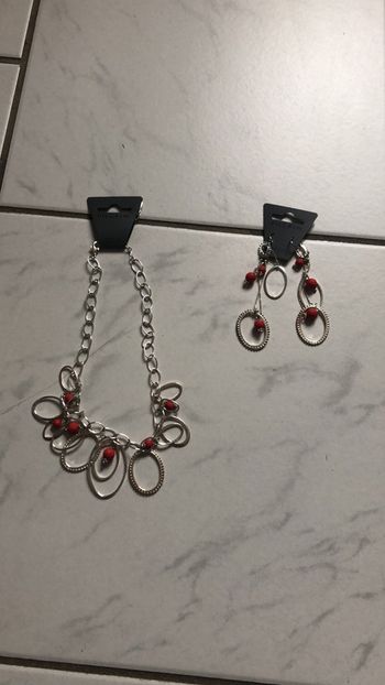 Parure (collier+ boucles d’oreilles) Pilgrim