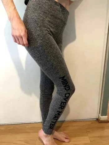 Pantalon jogging gris et noir