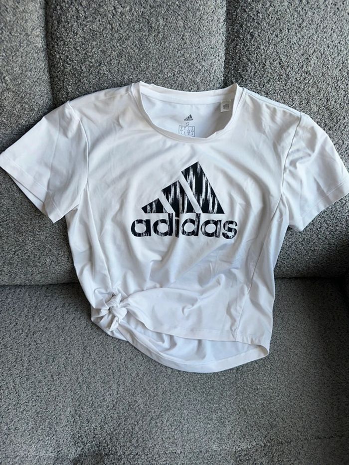 T shirt de sport noir et blanc adidas - photo numéro 2