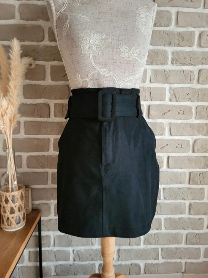 Jupe en suédine noire Zara avec ceinture S 36 - photo numéro 10
