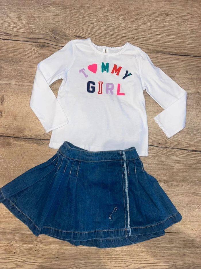Ensemble tommy Hilfiger tee shirt + jupe 3 ans