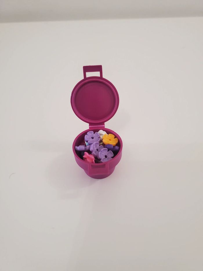 Playmobil Végétations Lot Accessoires Lot de fleurs., roses et boite de rangement très bon état - photo numéro 3