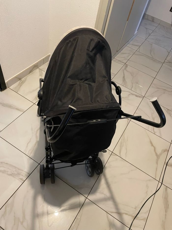 Poussette trottine - photo numéro 2