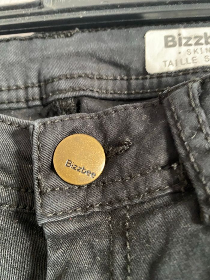 Jeans skinny noir - photo numéro 4