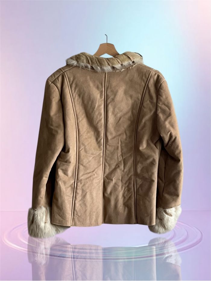 Manteau fausse fourrure - photo numéro 2